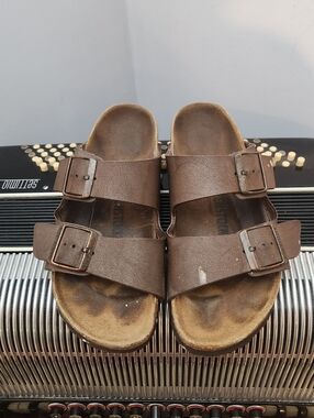 BIRKENSTOCK BROWN LEATHER SANDALS SIZE 38